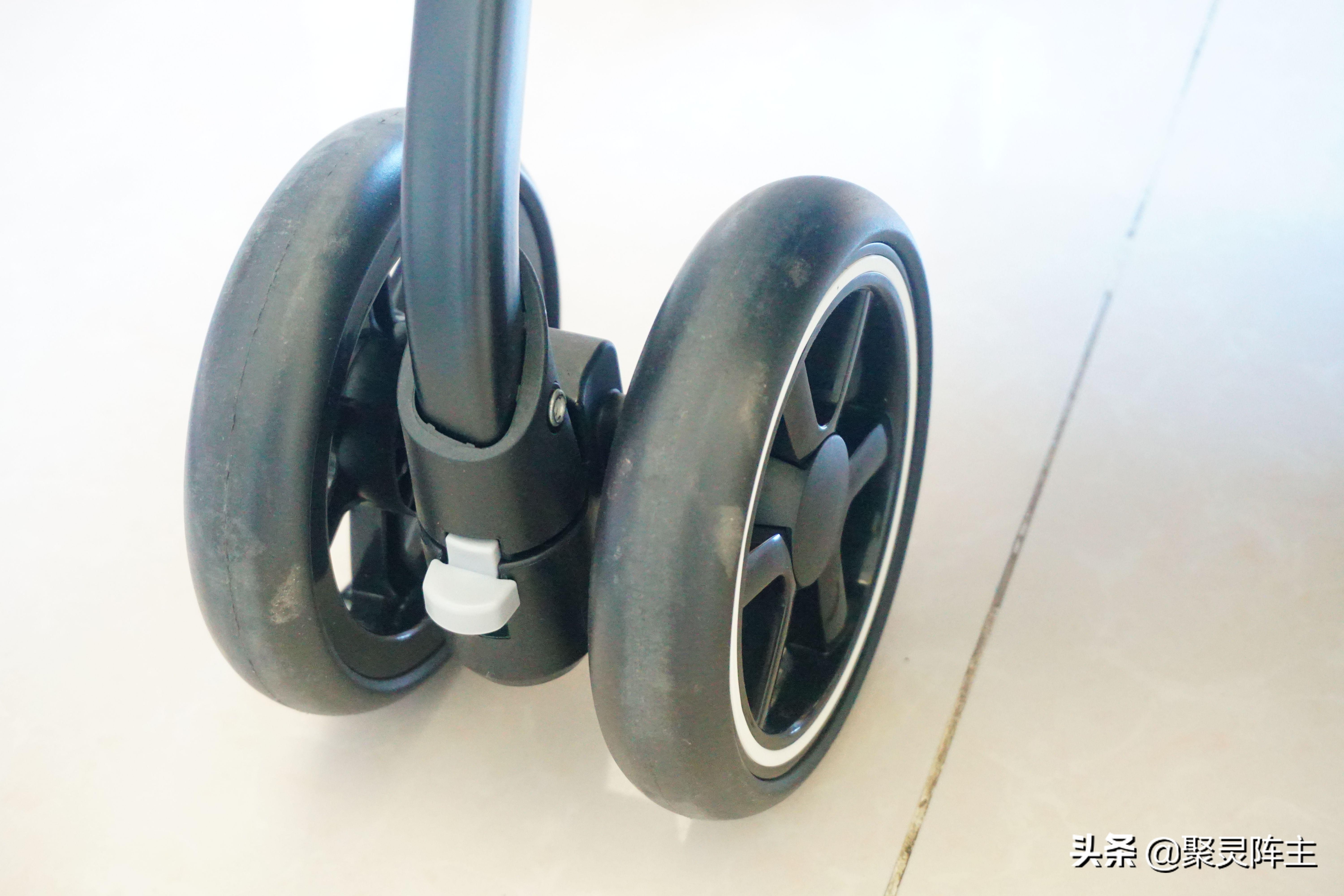 给你们推荐几款带娃必备大件好物,实用不鸡肋的8件带娃好物