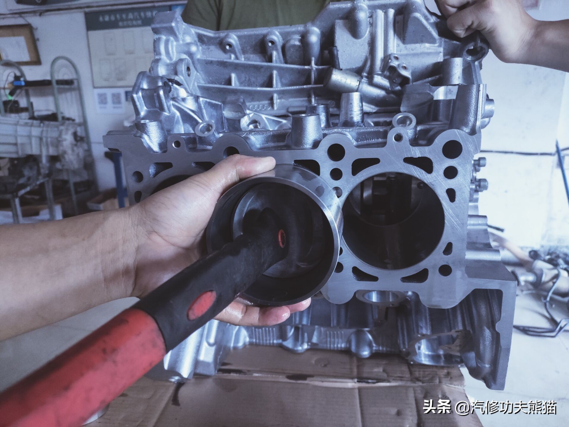 新款大众途锐烧机油吗,百万豪车为什么还烧机油