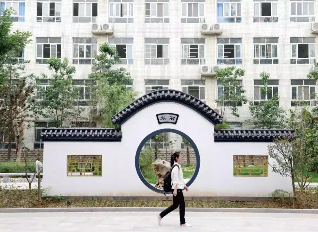 郑州金水硕爵中学,郑州九中初中部硕爵学校