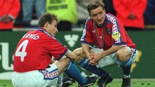 1996-2000中国足球,足球1992