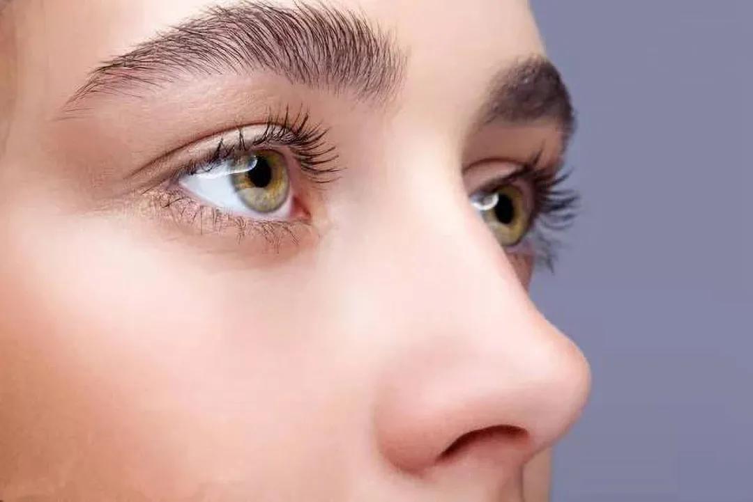 鼻头大鼻孔外露的怎么手术最合适,鼻边缘外露可以做鼻孔缩小术吗