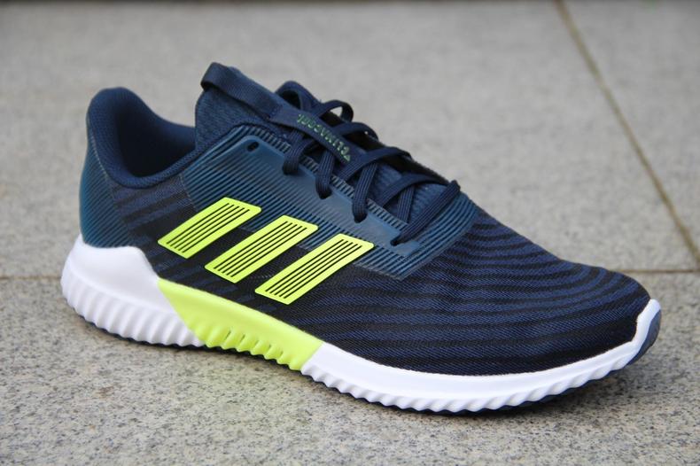 阿迪达斯清风跑鞋发黄怎么处理,阿迪达斯清风跑鞋eg1122