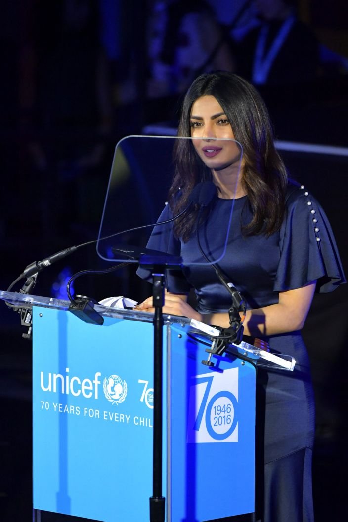 普里扬卡乔普拉海边照,普里扬卡乔普拉电影