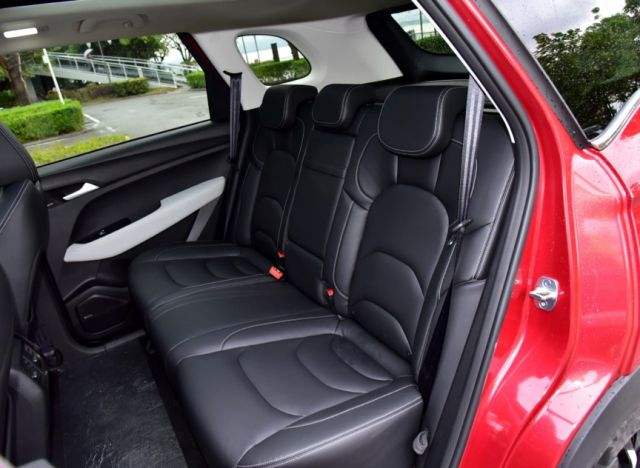 足球圈都知道的秘密，这款明星车型，原来他们都爱