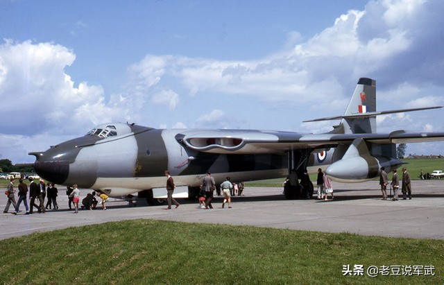 3v轰炸机哪个最强,英国3v3