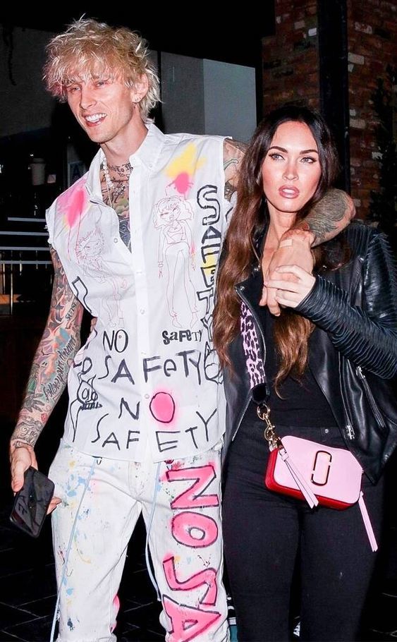 枪爷mgk与嘴炮,枪爷mgk和嘴炮采访