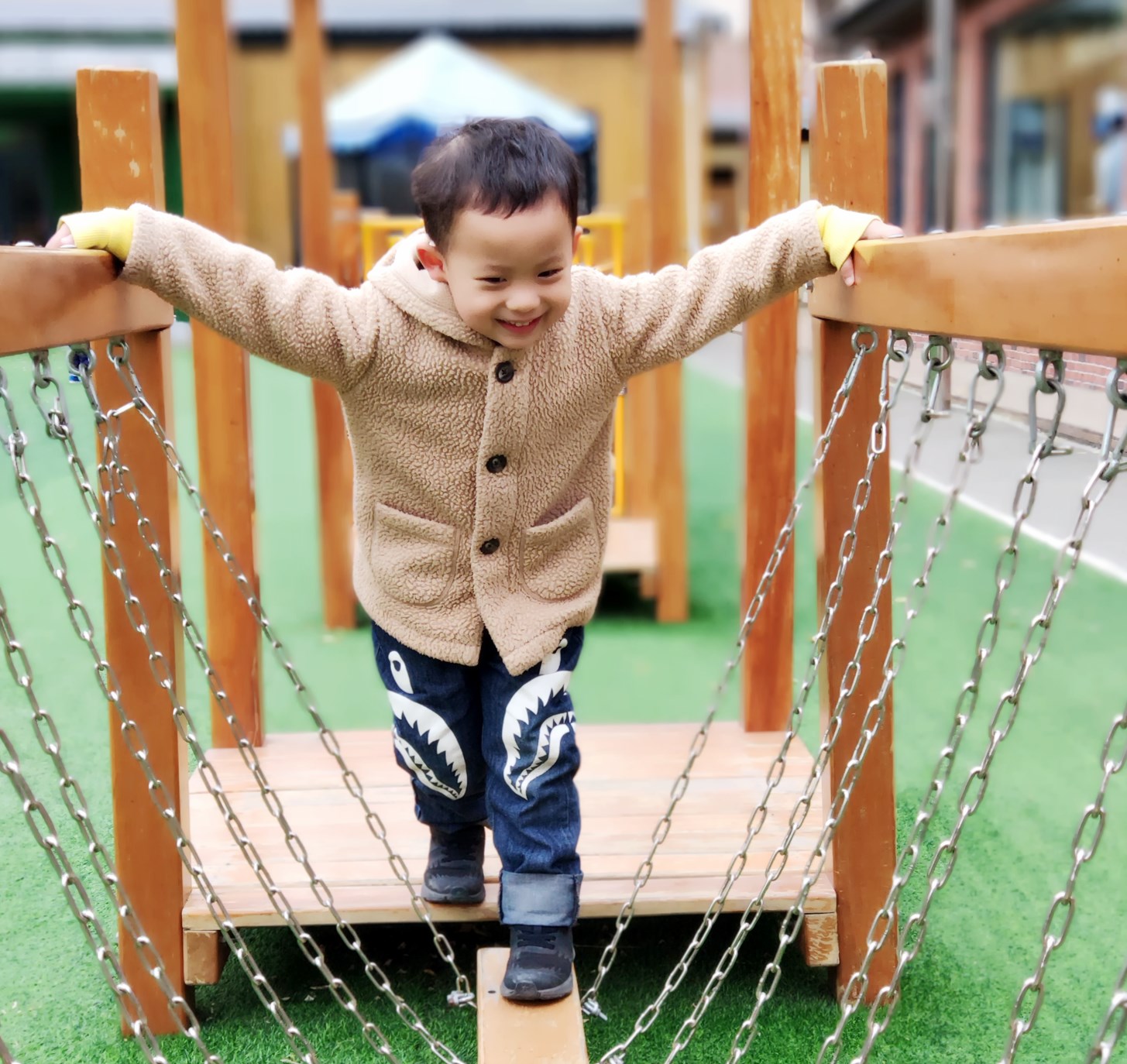 孩子的成长的速度总是那么惊人,孩子的成长有自己的规律