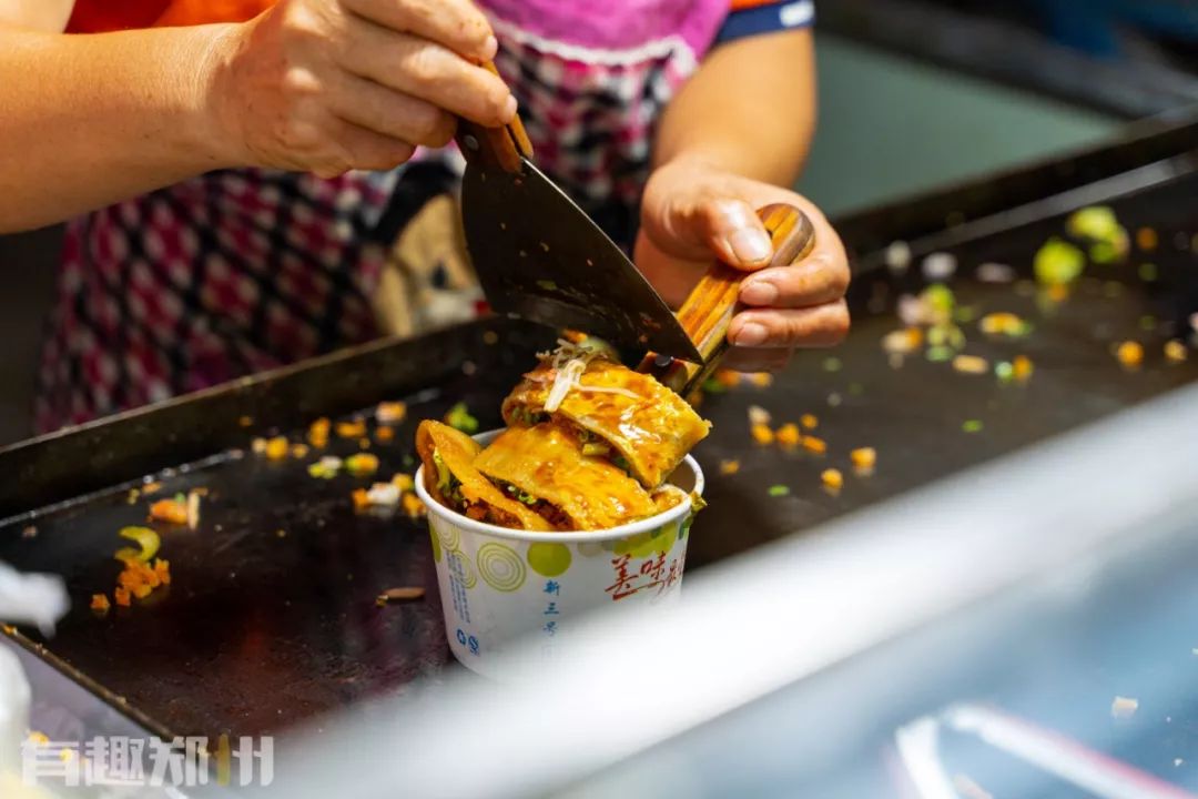 郑州宝藏小吃街推荐,龙湖镇宝相寺小吃街