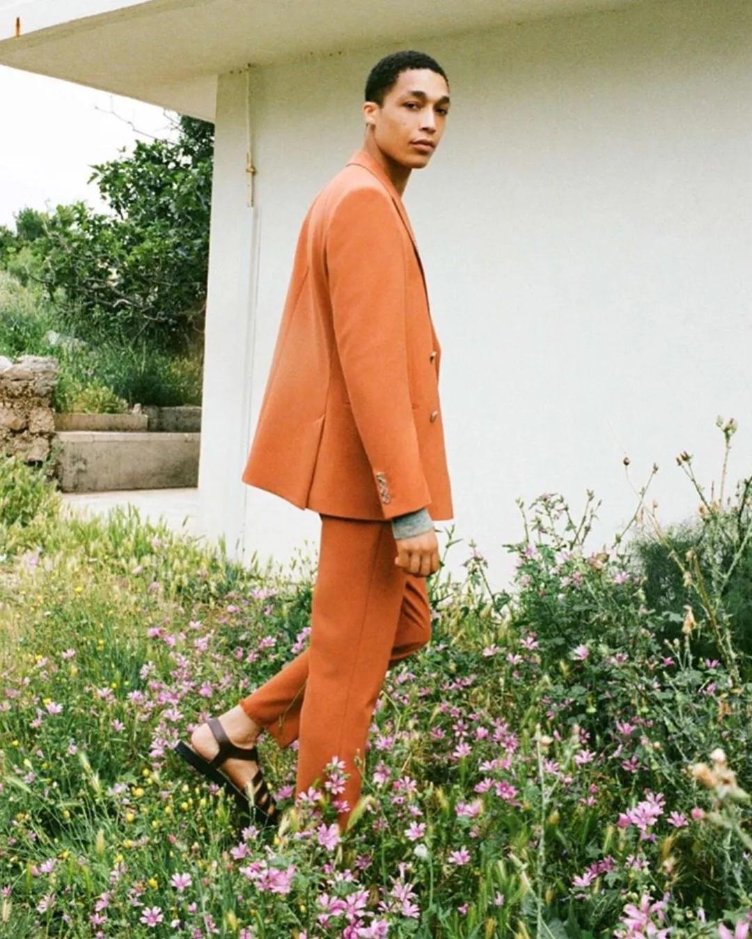 一套西装又正式又休闲,30-35岁女性春季穿搭西装