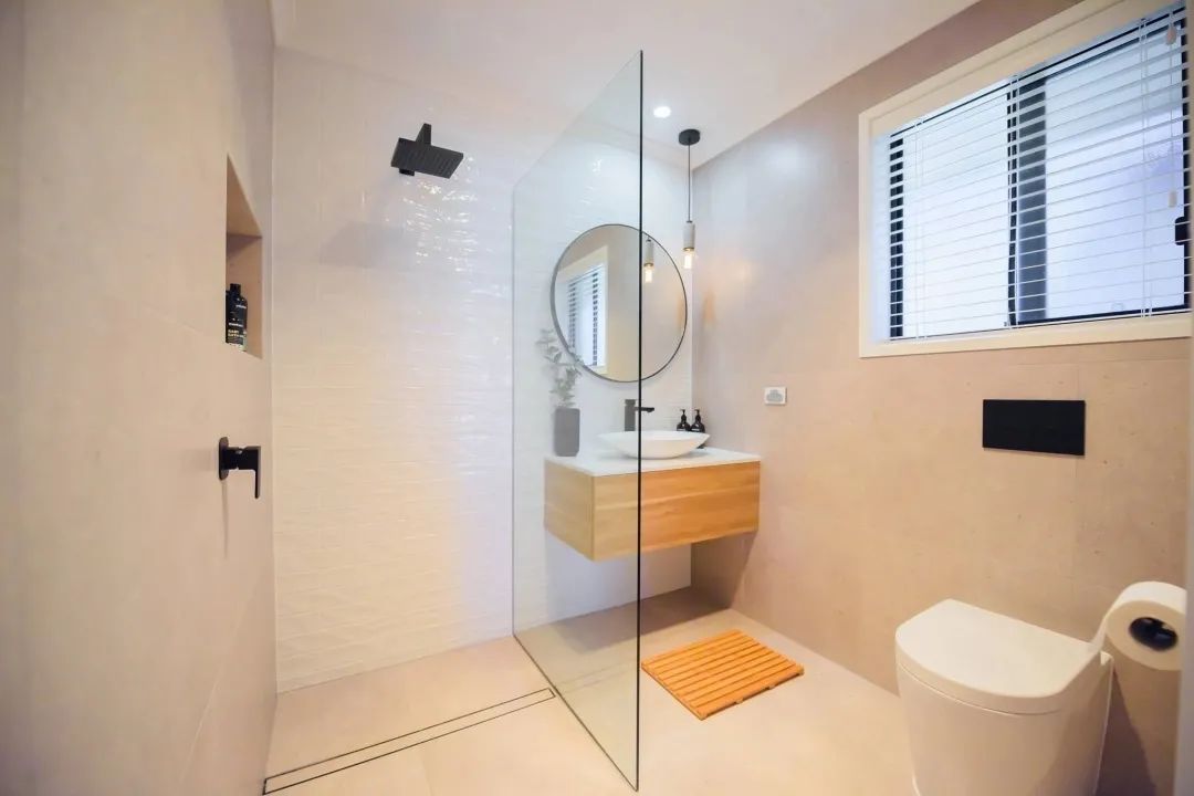 最简易的干湿分离淋浴间,淋浴区干湿分离