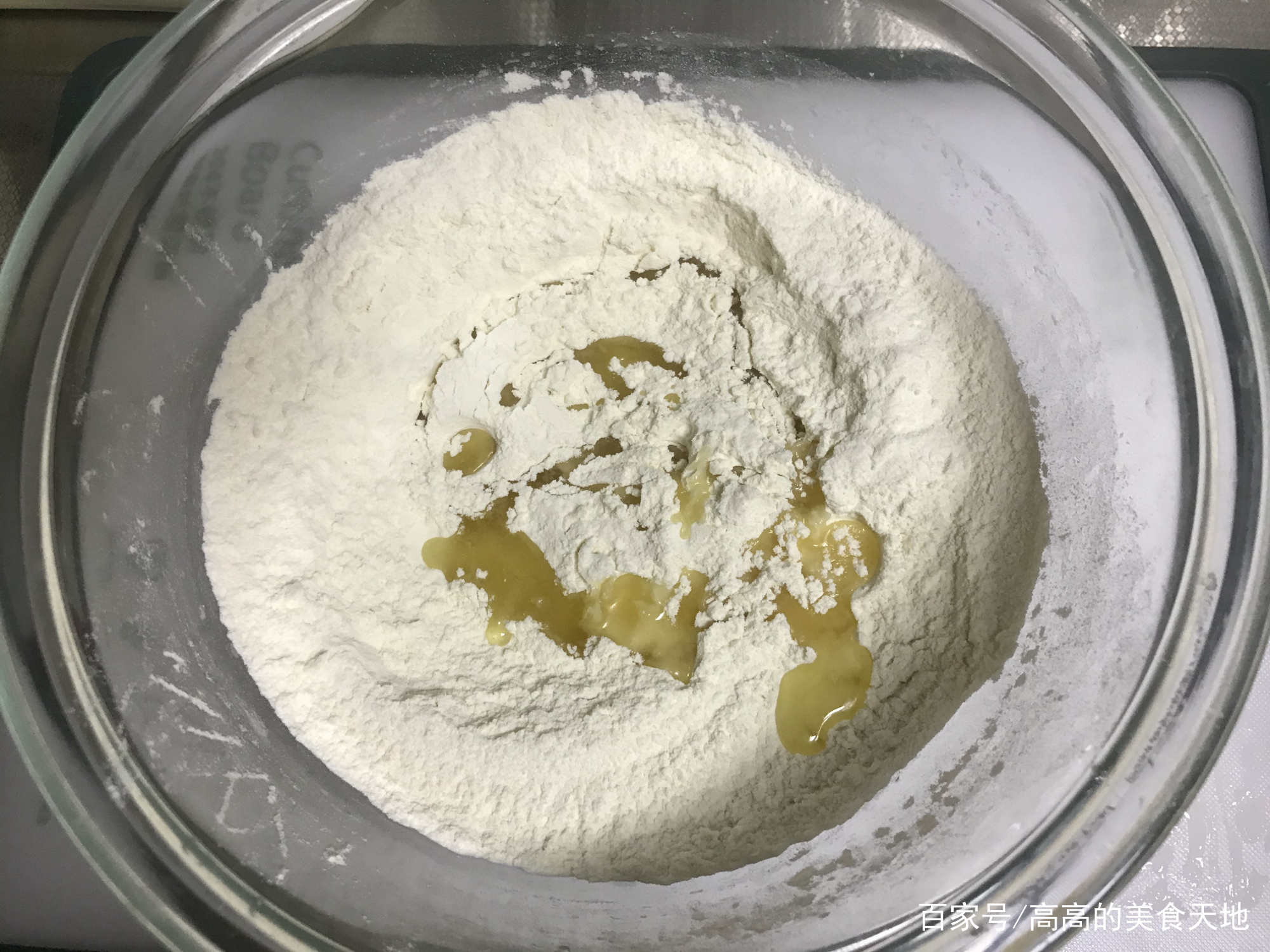 花1000学的炸油条做法,香酥油条配方和制作方法