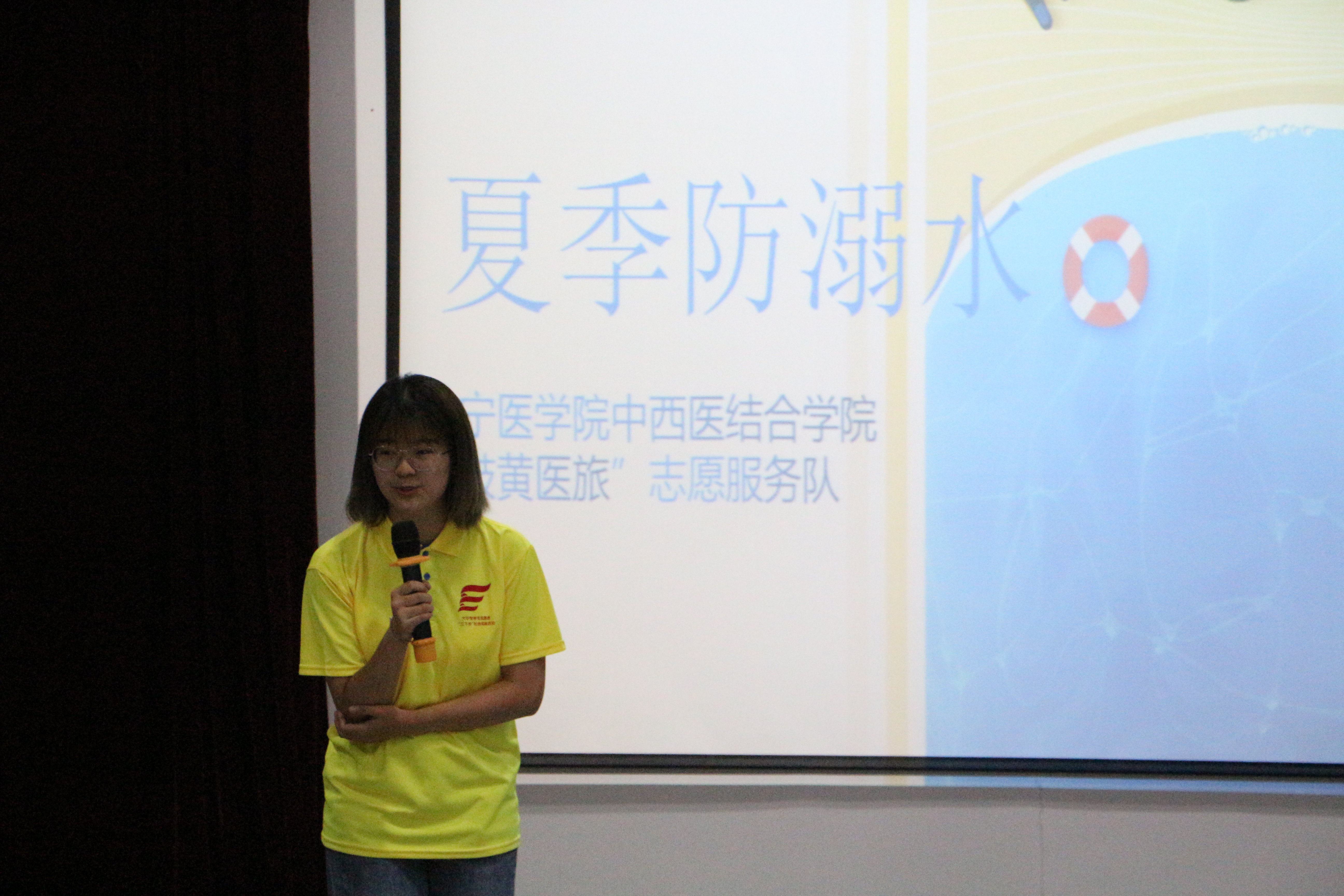 防溺水心肺复苏公益视频,心肺复苏应急救护培训活动