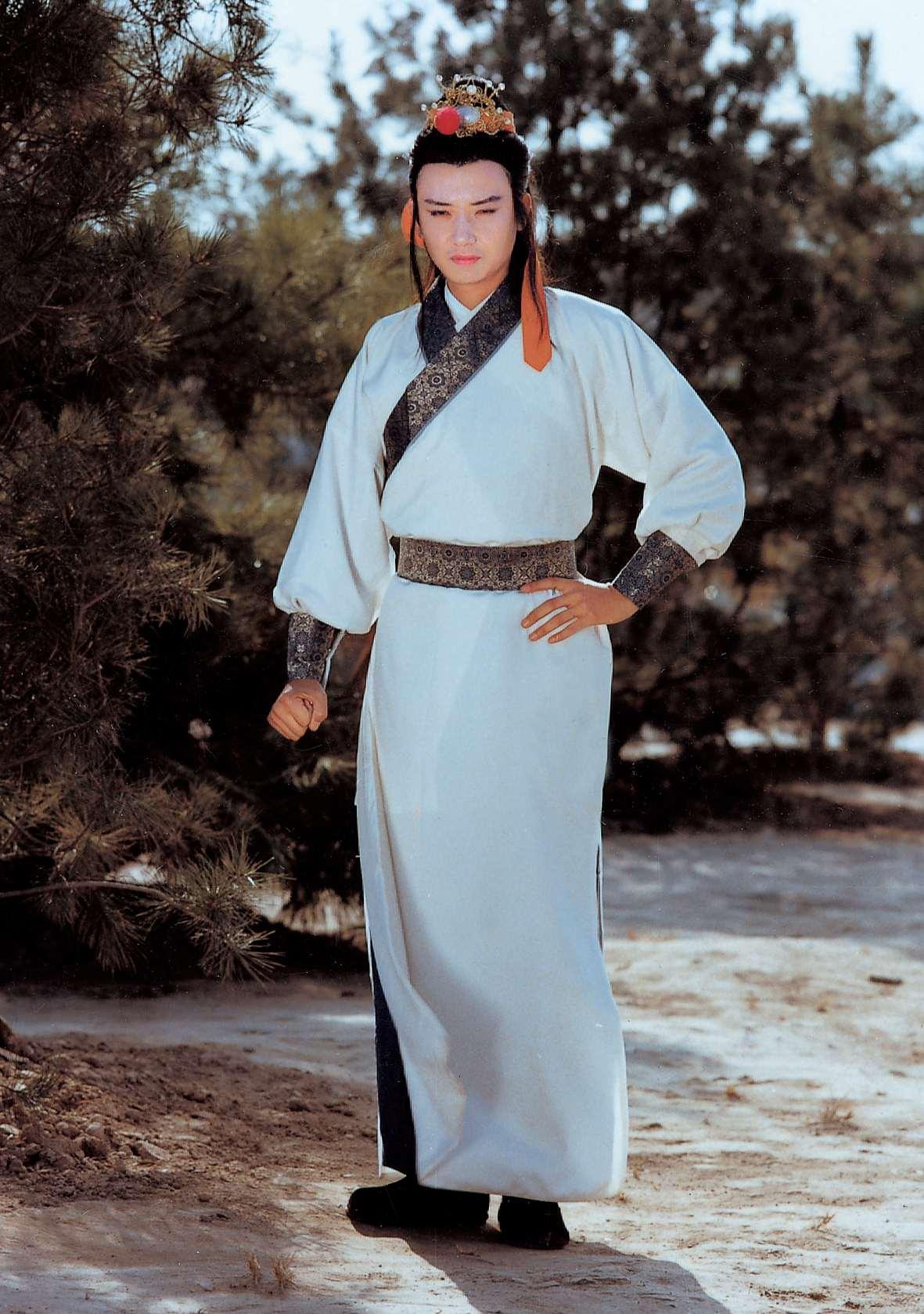 《扫黑风暴》主演侯长荣:“红楼”结缘爱一生,姥爷角色也精彩