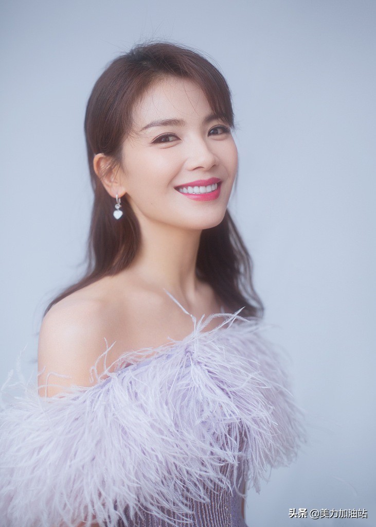 牙齿变白用什么口红好呢,牙齿美白用什么颜色的口红