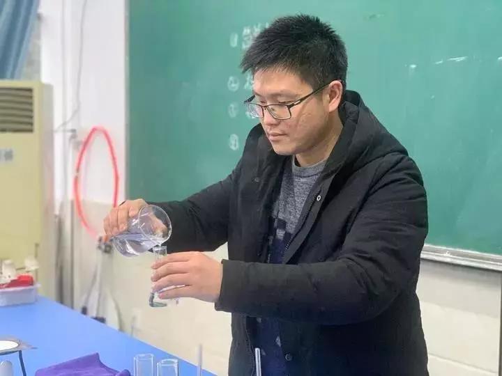 科学课上那些神奇的实验,科学课带来的好处