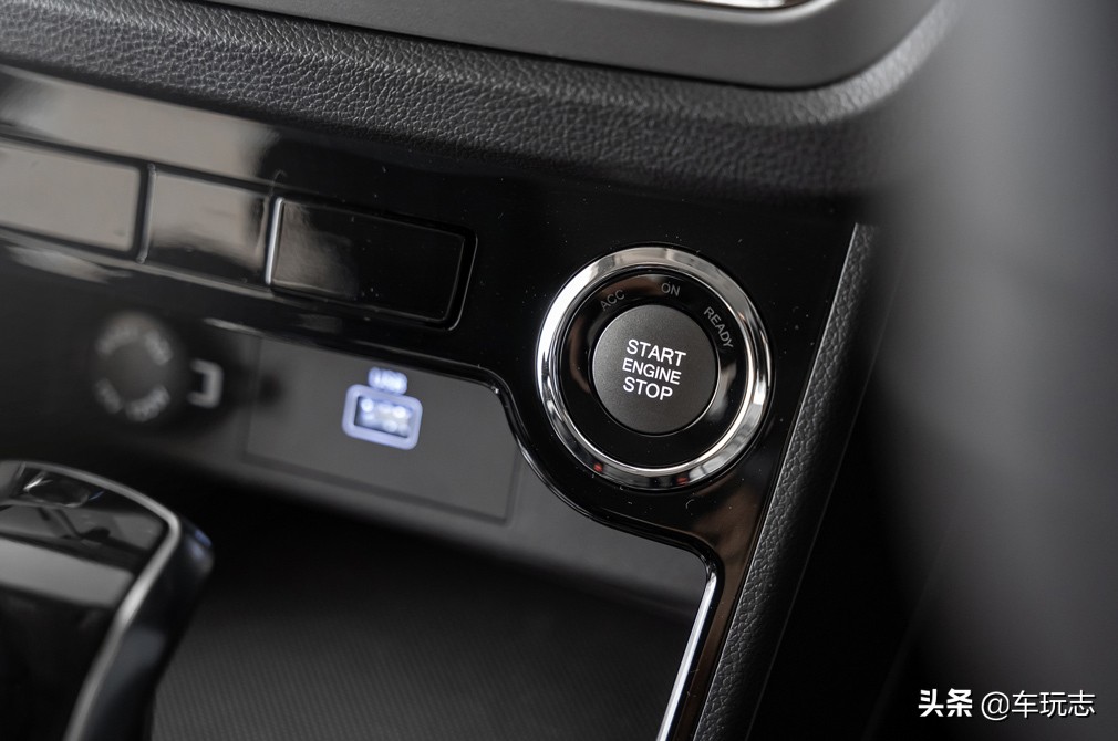 进口双龙柯兰多 (双龙柯兰多korando二代车型)