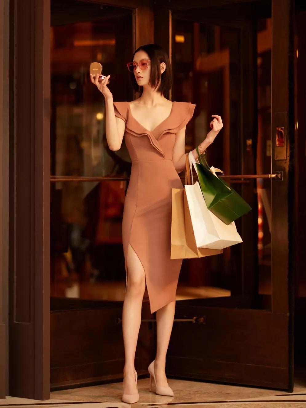 夏日就穿糖果色连衣裙，贼靓，回头率200%