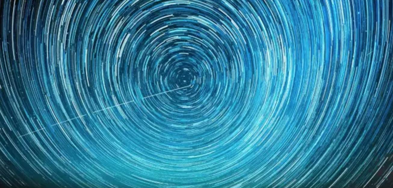 量子理论中的几个神奇效应,量子理论能穿越时间吗