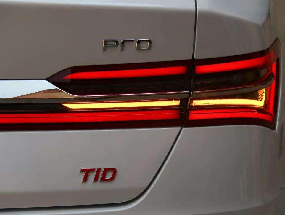 燃油比亚迪秦pro试驾,比亚迪秦pro燃油1.5t车主使用感受