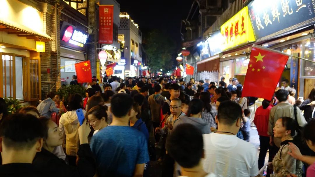 放慢脚步感受济南这座城市,济南一座让你不虚此行的城市