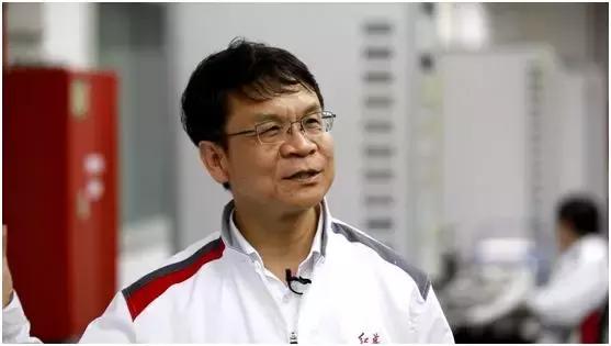 中国第1辆红旗轿车长什么样子,红旗轿车是什么时候诞生的