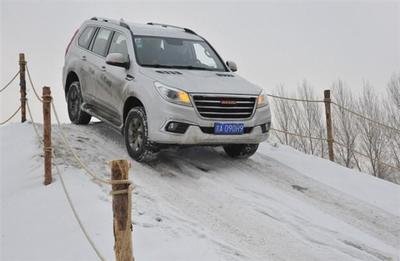 车辆底盘被刮问题严重吗,轿车底盘太低容易碰底怎么办