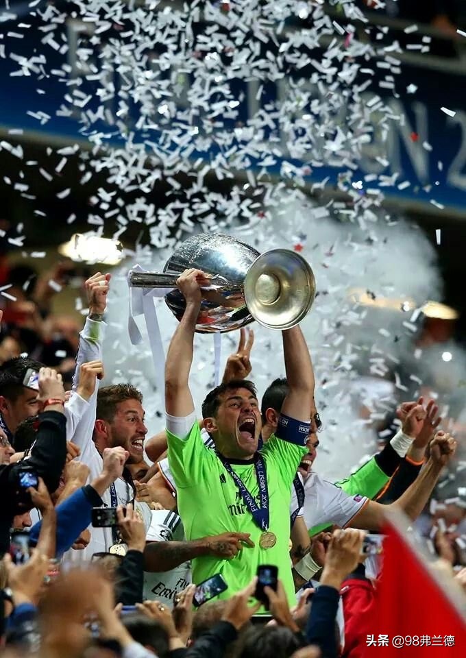 愿圣光与你同在是谁说的,愿圣光与你同在