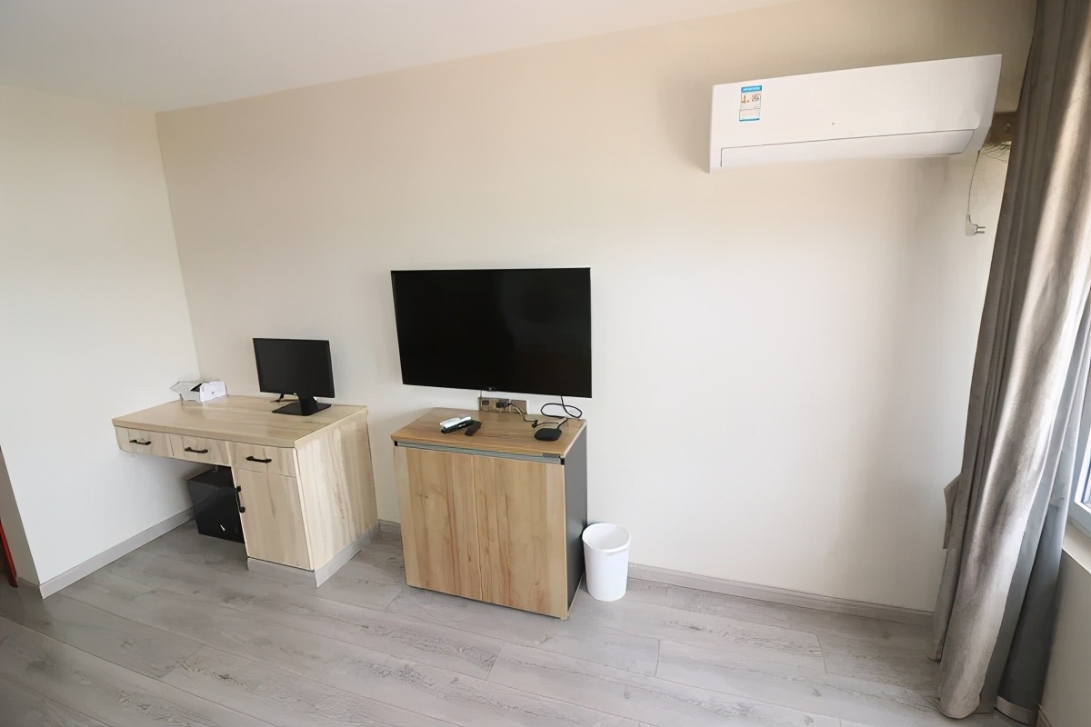 温馨卧房+淋浴+简餐+洗衣+停车红岩驿站全免费|卡车之友网