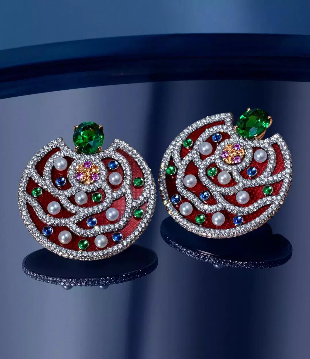 LEPARISRUSSEDECHANEL｜香奈儿，并不是谈谈恋爱那么简单