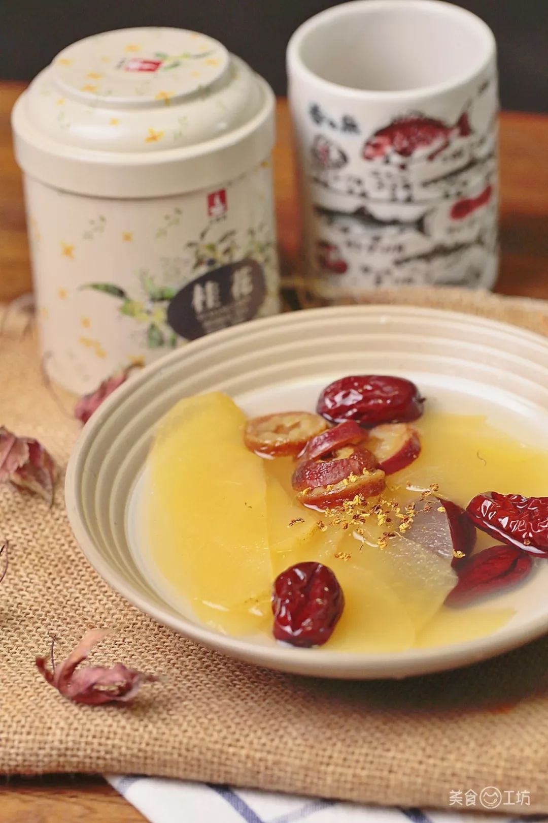 苹果山楂炖肉,孩子消食苹果山楂煮水