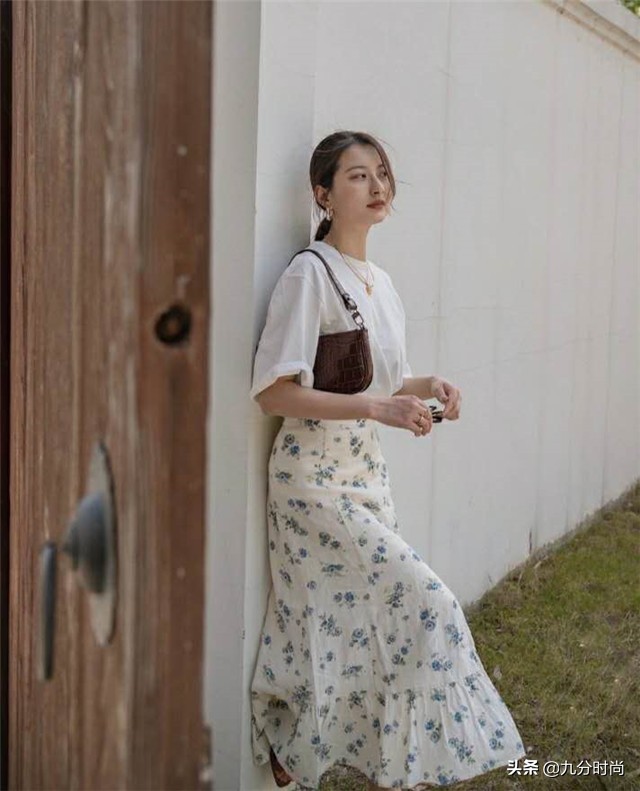 清新风碎花裙怎么搭配好看,碎花裙也一样可以穿出高级感