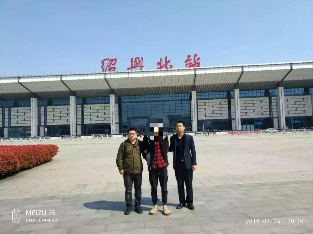 一线传真交警一盔一带,一线传真警察破案