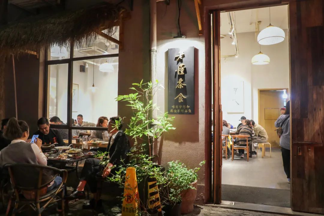 秋天值得逛的地方,秋天最适合旅游的城市推荐