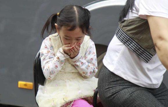 下边有异味会自愈吗,医生提醒嘴里出现这种变化需小心