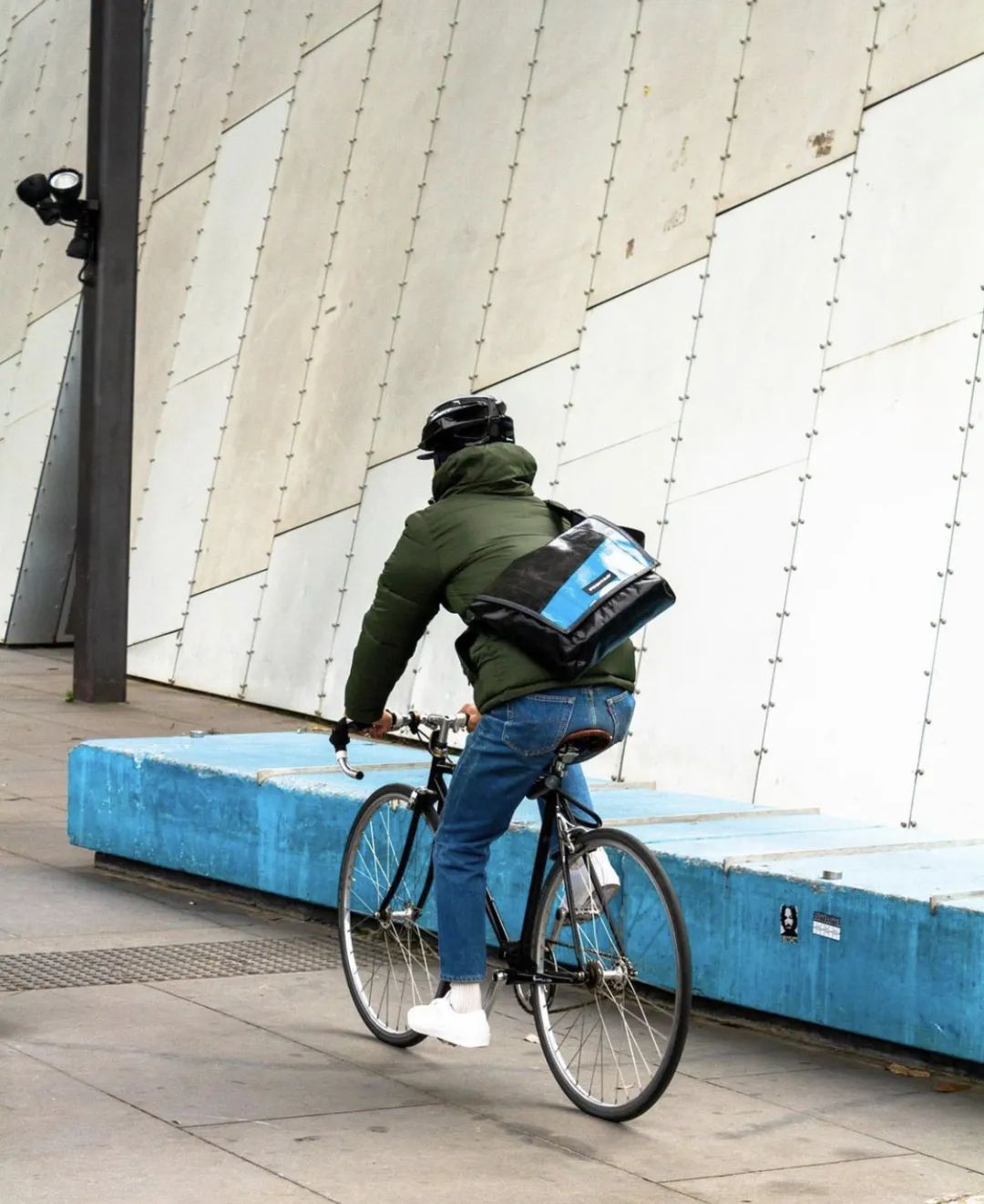 最新款男士手袋,比较常见的男士手袋品牌