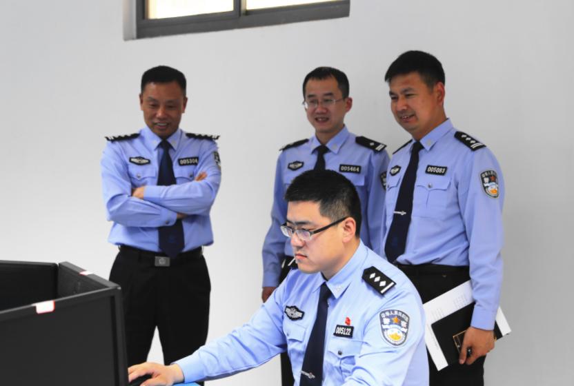 五年专项岗事业编警察报考条件,事业单位招聘警察文职