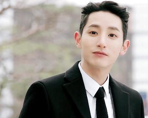 184cm韩国的邪魅男星,可狼可奶的宝藏男孩,还是行走的衣架子?