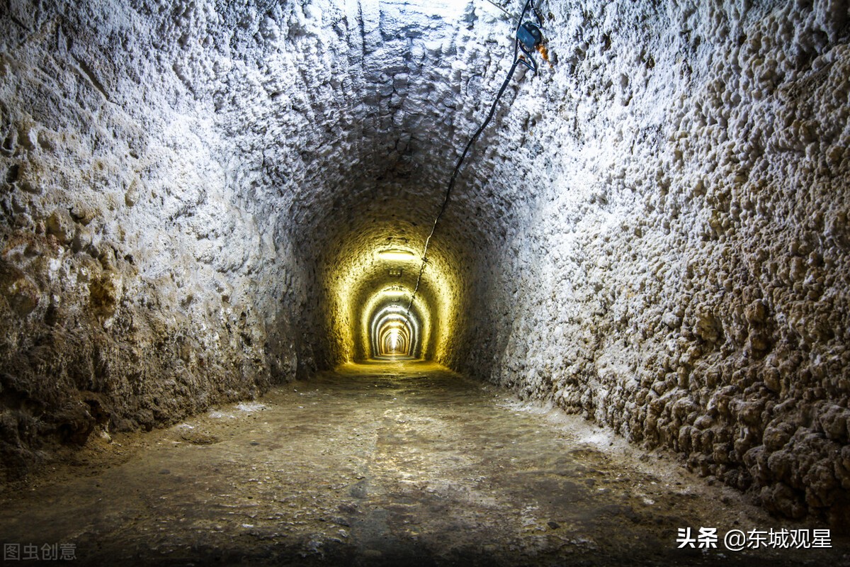 棉袜容易脚臭还是丝袜容易脚臭,为什么穿袜子脚会舒服