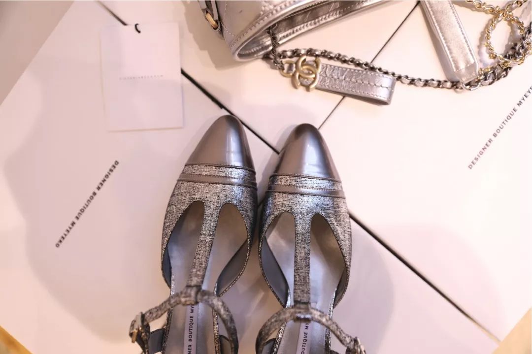 闊╁墽濂充富绌挎惌鍝佺墝,闊╁墽濂宠绌挎惌鍝佺墝