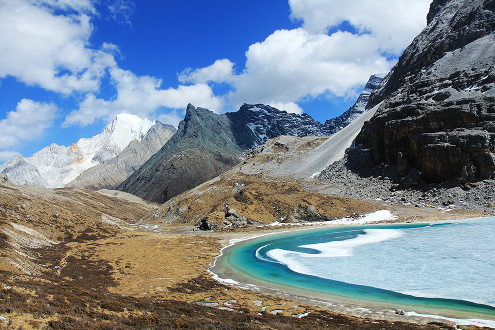 雪域高原佛国天堂,稻城亚丁雪域高原天堂般的美景