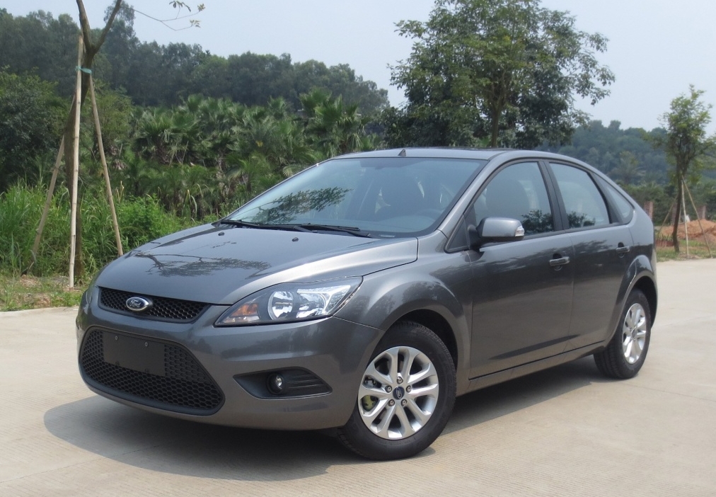 新手平民二手车推荐哪款车好开,几万块二手车买什么品牌好