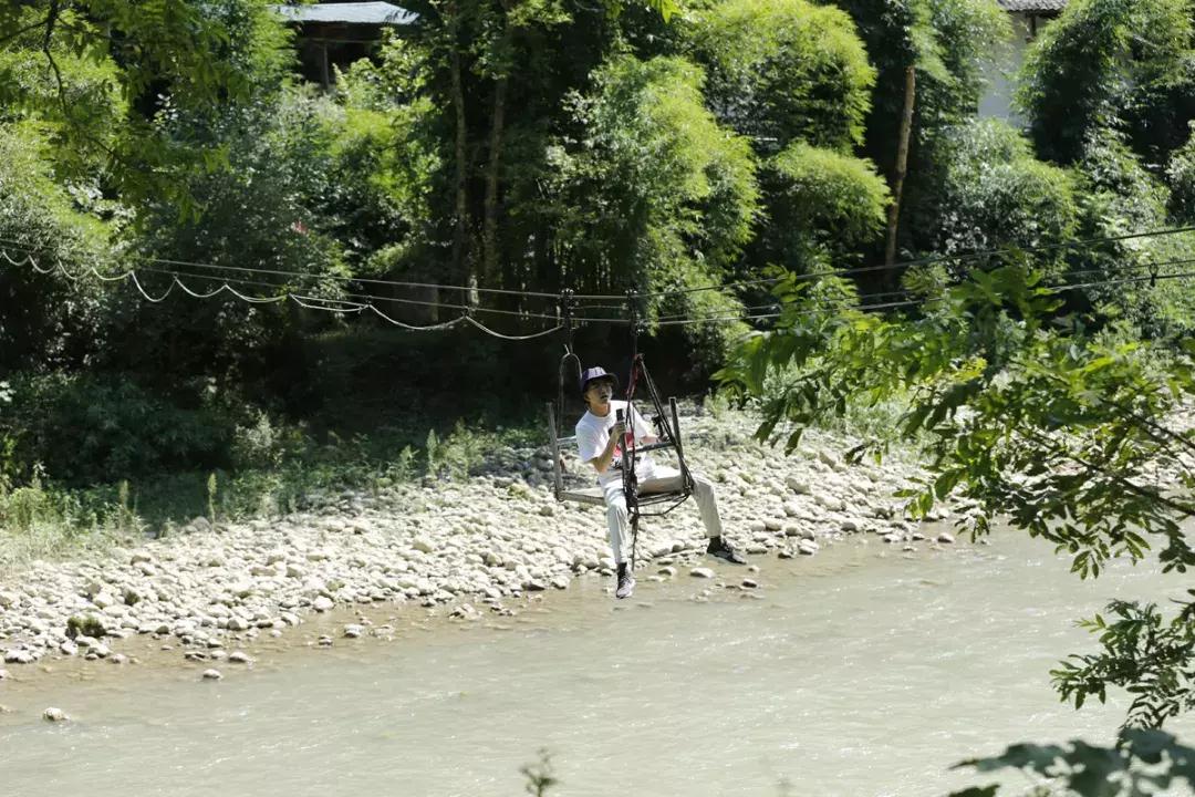 看,这就是大V眼中的中国法院!