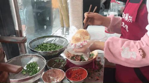 成都银石广场必吃,成都春熙路银石广场美食