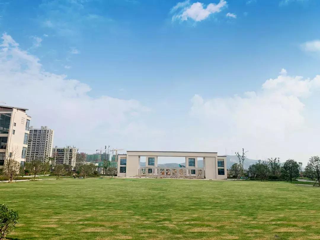 萧县鹏程中学凤北校区简介,萧县鹏程实验学校