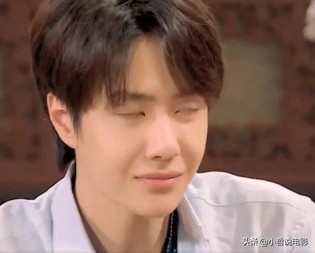 王一博嘴唇口红颜色,王一博涂口红了吗