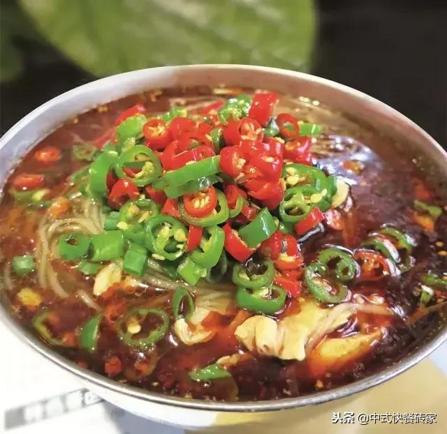 干锅肥肠干椒川味大厨正宗做法,干锅酸菜肥肠的正确方法