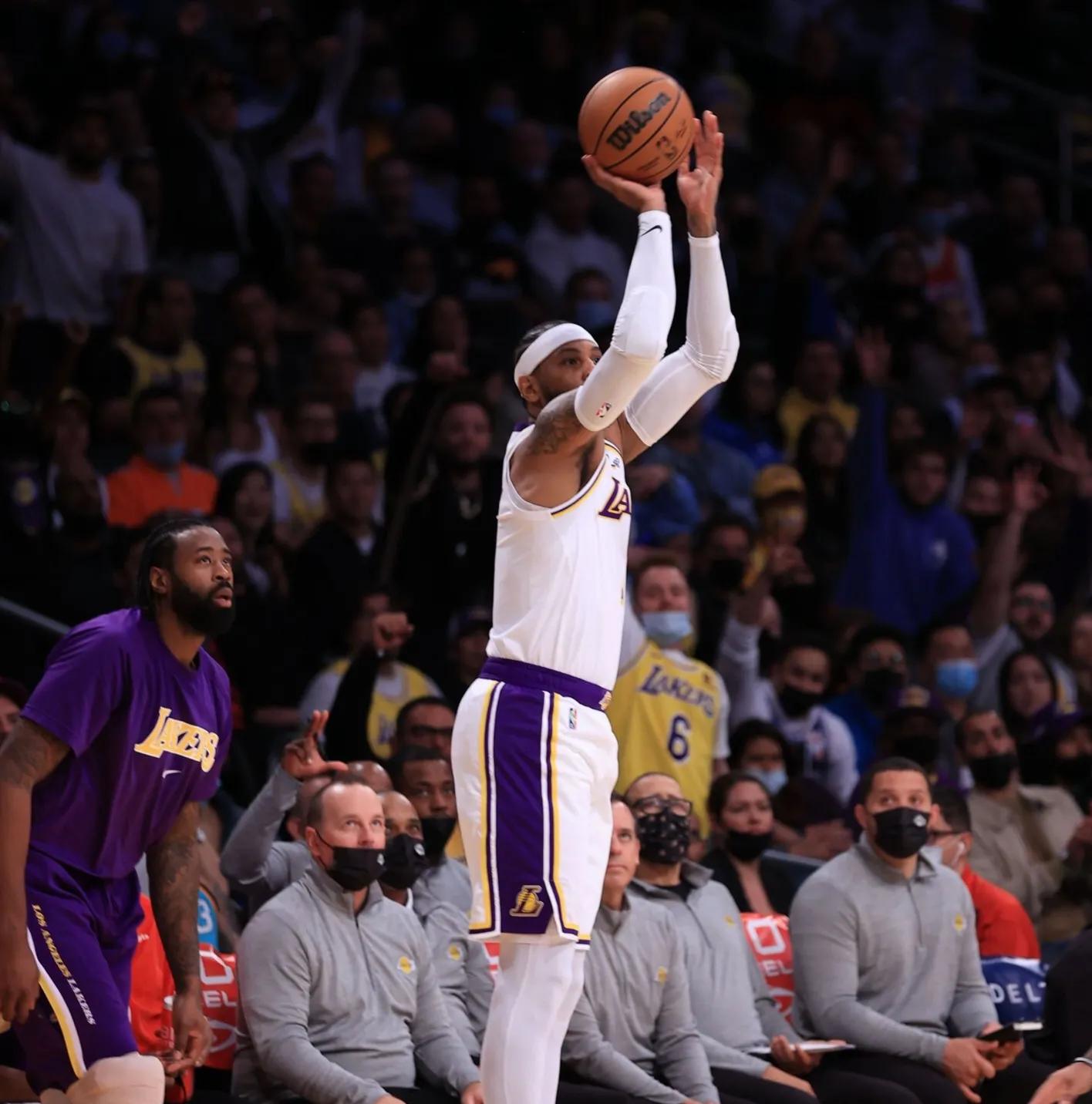 湖人三巨头合砍84分集锦,湖人360组合图片