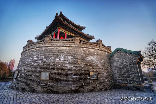 閭兏鐧惧鑺卞洯,閭兏鍚嶅洯