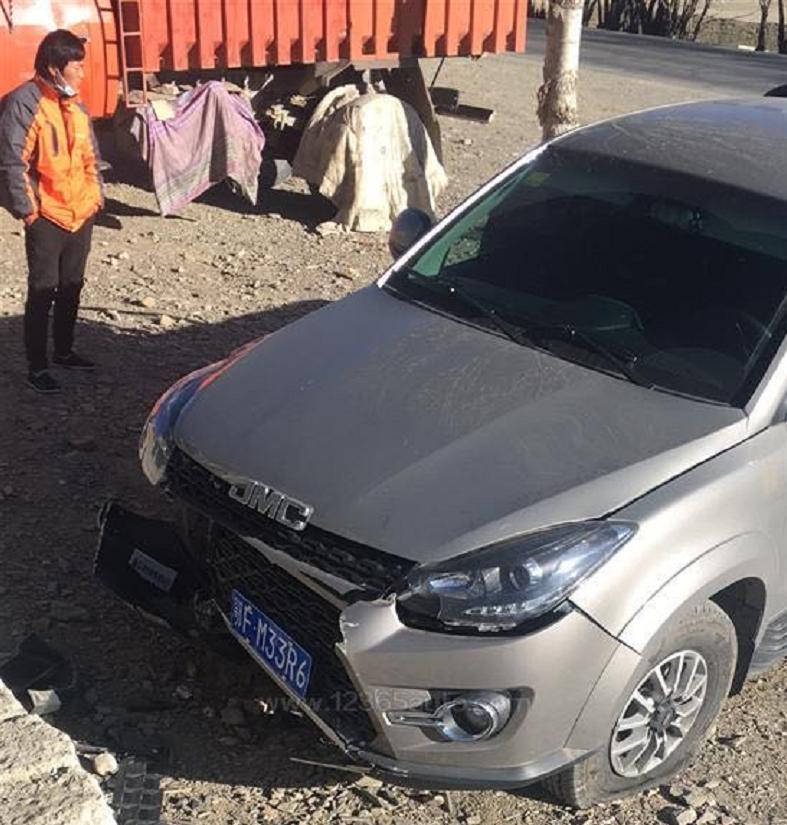 江铃域虎3踩急刹abs,域虎刹车踩不动