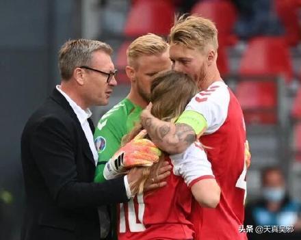 这又虐又暖的一幕，也许会让你喜欢上足球